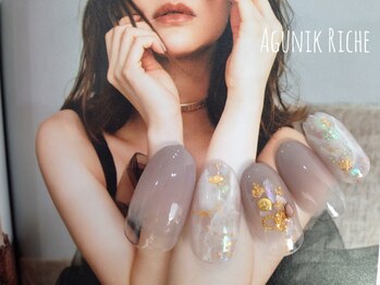アグニークリッシェ(Agunik Riche)/【大理石ネイル】