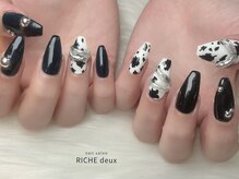 リッシュ ドゥ(RICHE deux)/アニマルニュアンスネイル