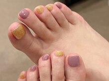 サロン カラフリー アシヤ(Salon Colorfulyy Ashiya)/フットワンカラー×ラメデザイン