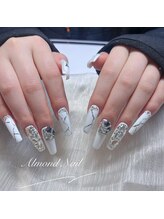 アルモンド ネイル(Almond Nail)/