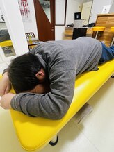 井土ヶ谷整体 浸透/幸せの黄色いベット腰痛内科医