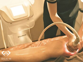 アージェム(AGEM)/【痩身】吸引でサイズダウン