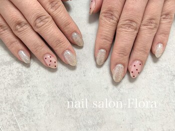 フローラ(_Flora)/ダイヤモンドフラッシュネイル
