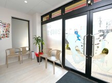 まはろ接骨院 一宮院/１.【玄関】