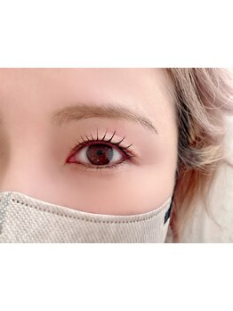 ナチュラル上品な目元にしたい