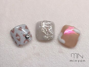 ミニョン(Minyon)/FOOT　親指アート