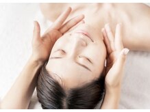 楽楽リラクゼーションの雰囲気（力加減も丁度よく調整しますので、お気軽にご相談ください♪）