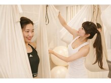 シャンティティスタジオ(shantiti studio)の雰囲気（楽しく続くエアリアル）