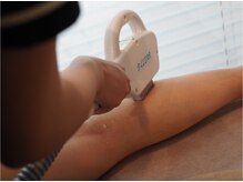 ドクターアリィ(Dr.ALII)/施術風景7レディース足脱毛★