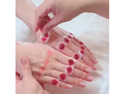 ネイルスペース ヴィザヴィ(NailSpace Vis-a-vis)の写真