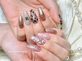 ヴェローラ(VELORA)/レオパードネイルデザイン