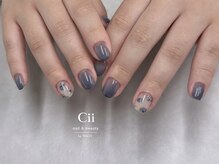 シー(Cii)の雰囲気（minirose × smalt）