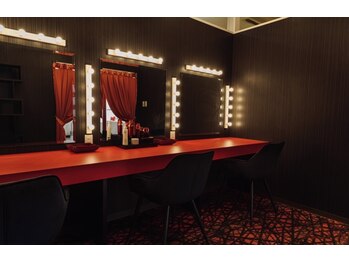 心斎橋 ルヴィ(REVI)/サロンの雰囲気