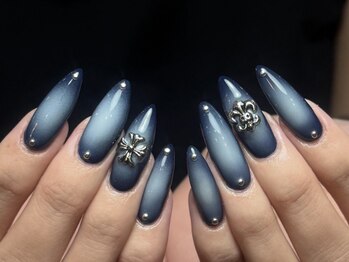 アイネイルズ 梅田店(I nails)の写真/コンプレックスを解消★自爪が伸びたような自然な仕上がりへ[梅田]