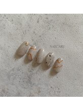 ネイル アル(NAIL ARU)/ビビットカラーがアクセント☆