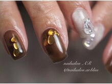 ネイルサロンアンドスクール エーアール(AR)/今年人気のハート埋め込みネイル