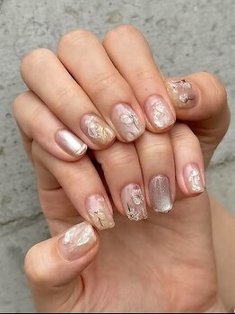 ジョワ(JOIE)の写真/ニュアンスが得意！絶妙カラーで自分のお気に入りを指先に。シンプル～トレンドまでお任せください＊