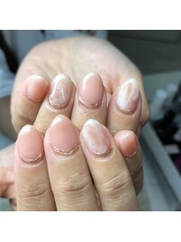 OLさんもニュアンスネイル
