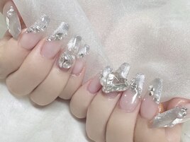 大人キラキラネイル