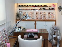 attract nail salon