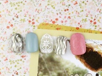 ゆびノさき/ミラーとマットの贅沢ネイル♪