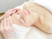 リアンドハリ(Rien’d Hari)/フェイシャルマッサージ