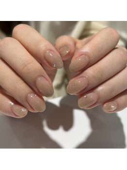 ヴィヴィアンビューティ ネイルアンドアイ Viviean Beauty Nail & Eye/