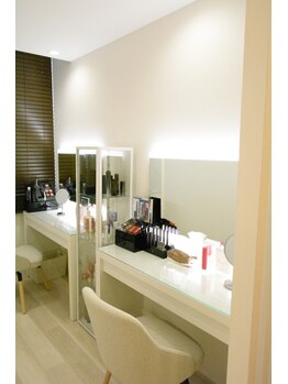 ポーラ 神戸学園都市店(POLA)/メークルーム2