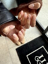 イー(iii)/ハートホロネイル