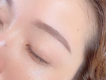 リリーミー(Lily Me)/アイブロウ(眉毛)×まつ毛パーマ