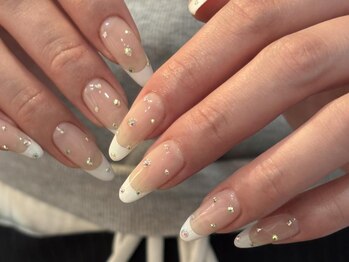 アイネイルズ 渋谷店(I nails)/【Karin.m】白フレンチ
