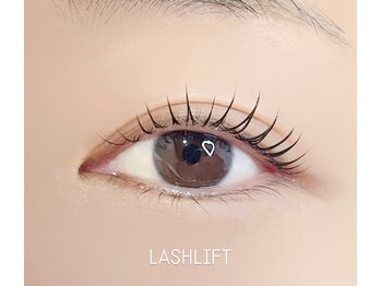 シックドゥホンジョウ(CHIC de Honjo)/ラッシュリフト