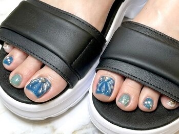 ラテネイル(Latte Nail)の写真/【極上夏休みネイル☆映えるフット】トレンドネイル&プロのケアでどこから見られても自信の持てる足元へ