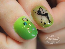 ティンカーベルネイル