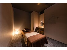 つぼみや 堺筋本町店/落ち着いた空間で非日常を