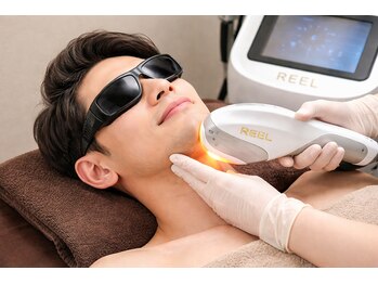 ネクストプラス 梅田店(NEXT+)の写真/メンズ脱毛ならヒゲ脱毛初回2000円!清潔感と自信をプラスする体験を☆