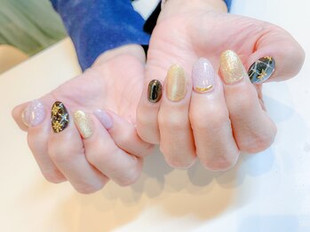 アールエム(Rm)/エレガントキルティングネイル