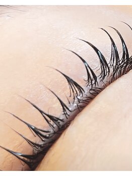 サロン ド エフ 青葉店/ケラチンで艶やかなまつ毛に