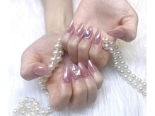 クイーンネイル 新宿(Queen nail)/長さ出しデザイン放題パーツ２つ