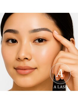 エーラッシュ(A LASH)の写真/初めてのアイブロウサロンで不安な方に◎お悩みを解決★お顔の印象を決める眉毛のプロにお任せあれ♪