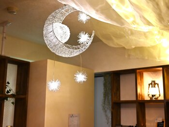 快眠ドライヘッドマッサージ専門店 ひつじ/《月のライト》