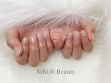ニコルビューティー 高槻 南平台店(NiKOR beauty)/シンプルアート/5,000円～