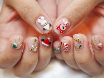 ミーナネイル(miinanail)/キャラクリスマスネイル