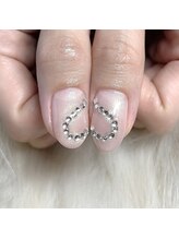 モモ(Momo)/ハートネイル