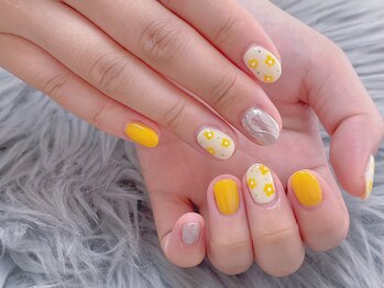 ニナズネイル(Nina's Nail)/