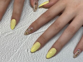 ネイルサロン北野坂/イエローネイル