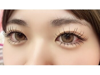 ユユサロン(youyu salon)/上下束感フラットラッシュ/LED可