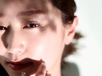 エニー アイラッシュ(enny eyelash)の写真/派手すぎない、でも印象的。"今っぽく垢抜ける"大人の目元演出。中目黒で人気の似合わせ重視サロン。