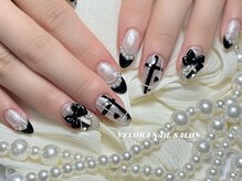 ヴェローラ(VELORA)/チェックネイル