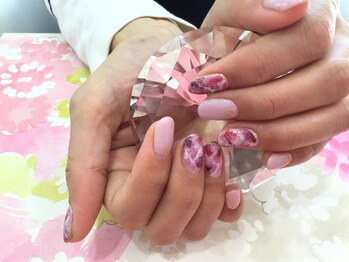 ネイル サロン ピュア ホワイト(Nail Salon Pure White)/【Pure White】ニュアンスアート